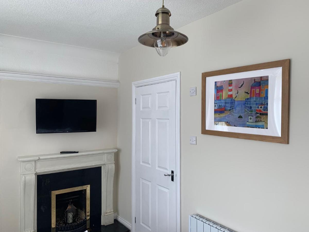 Holly Trees Bed & Breakfast Seahouses Bagian luar foto