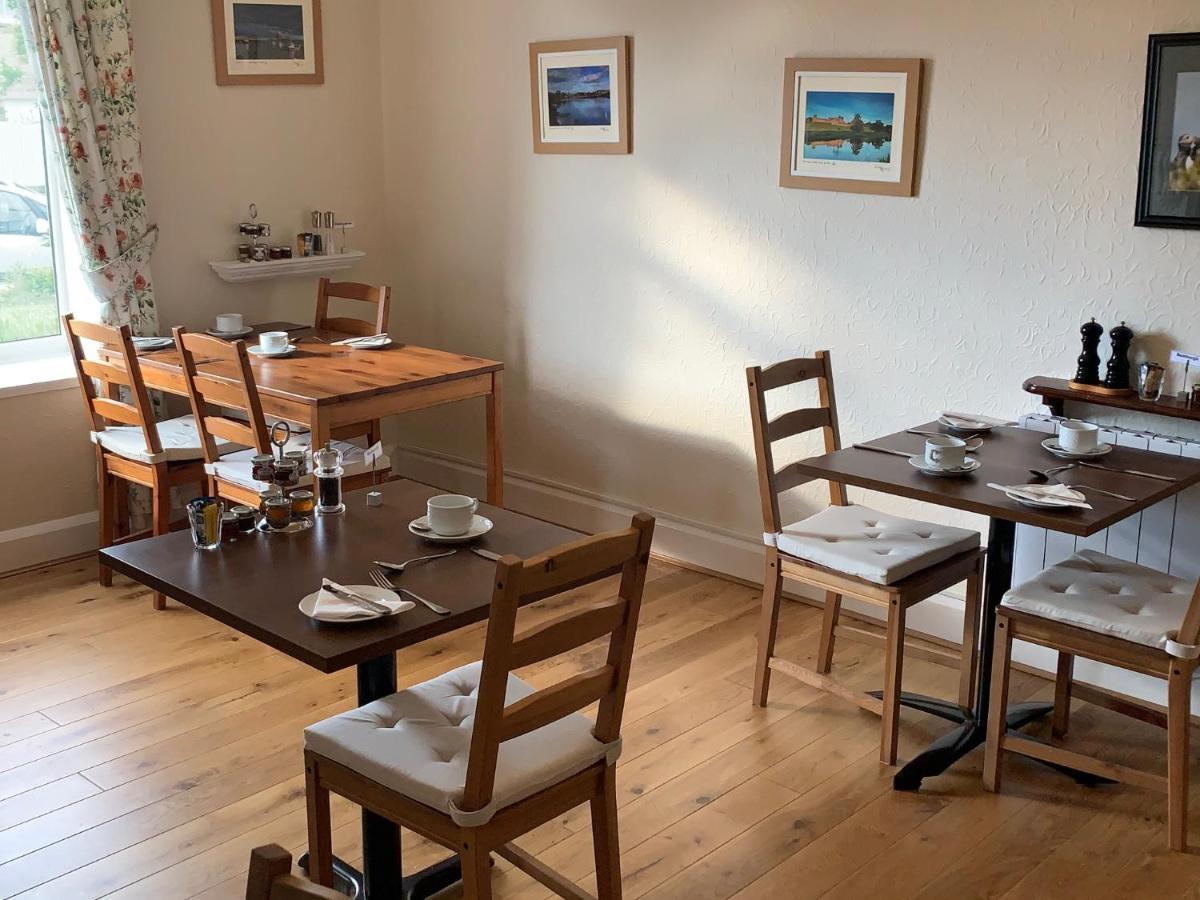 Holly Trees Bed & Breakfast Seahouses Bagian luar foto