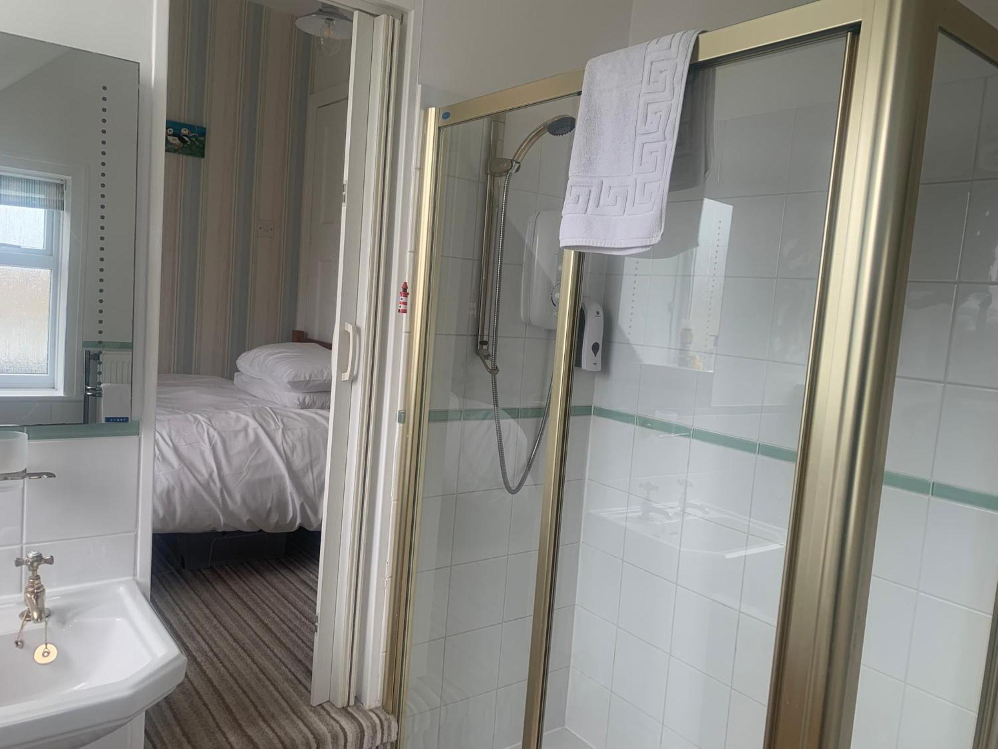 Holly Trees Bed & Breakfast Seahouses Bagian luar foto